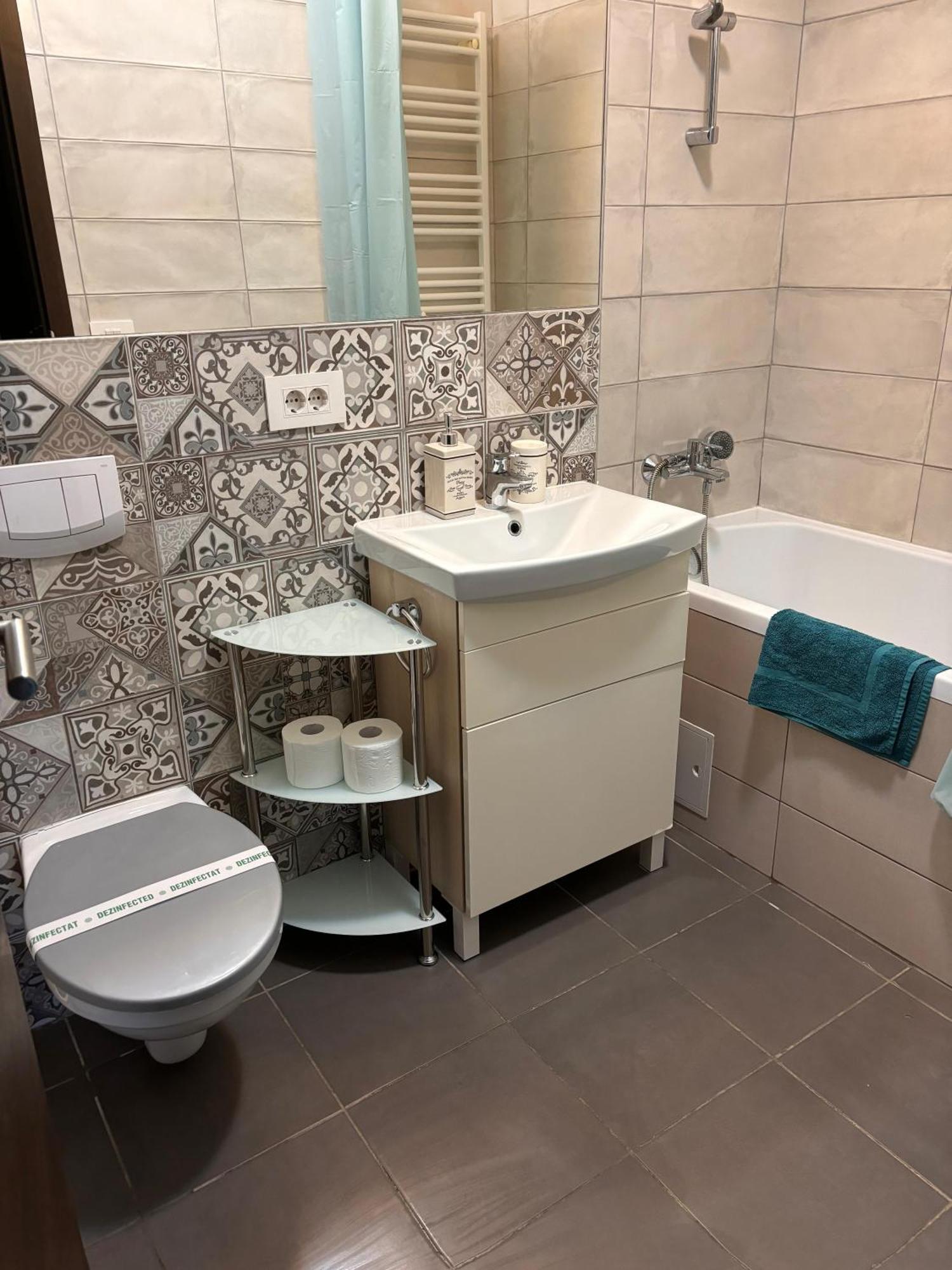 Mirvana Serenity Apartment *